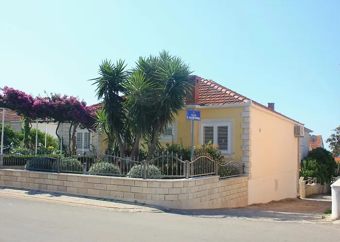 With Parking Space Orebic, Peljesac - 4580